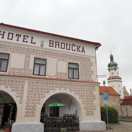 Hotel U Broucka โนเว เมสตู นอด เมตูยี ภายนอก รูปภาพ